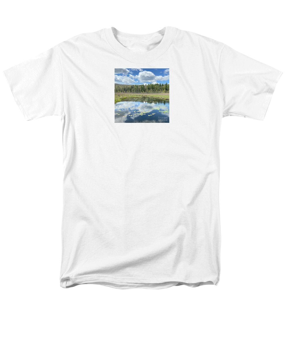 Berkshires Lily Pads Pond River Reflections- Signs of Spring - Men's T-Shirt (Regular Fit)
