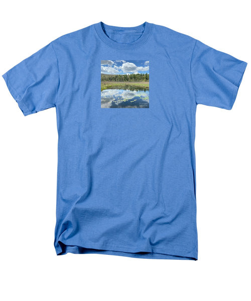 Berkshires Lily Pads Pond River Reflections- Signs of Spring - Men's T-Shirt  (Regular Fit)