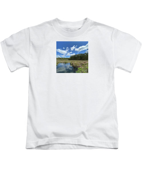 Berkshires Pond Grass 2 - Freshwater Marsh Pines - Kids T-Shirt