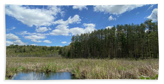 Berkshires Pond Grass 2 - Freshwater Marsh Pines - Bath Towel